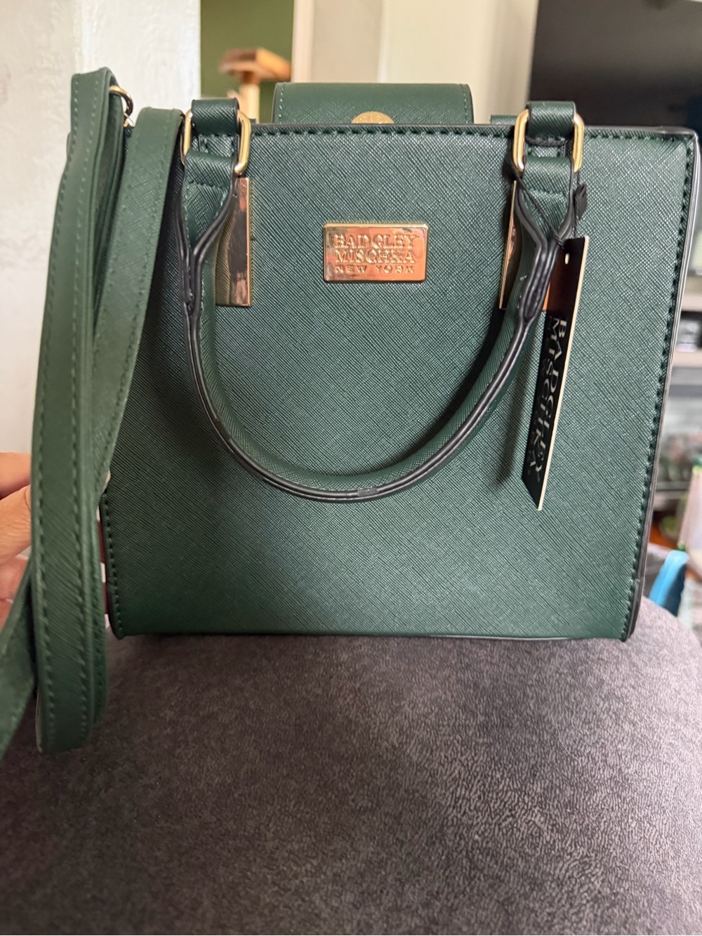 Badgley Mischka Green Structured Satchel with Gold Hardware - Picture 10 of 10